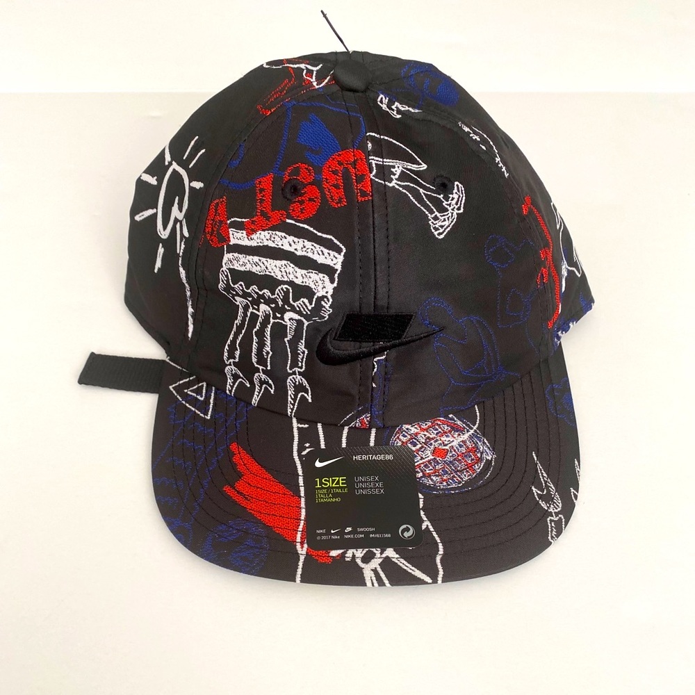 NIKE SPORTSWEAR GRAPHIC ADJUSTABLE HAT